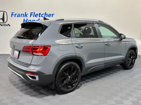 Used 2022 Volkswagen Taos SE AWD/4WD image 6
