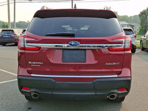 Used 2025 Subaru Ascent Premium AWD/4WD image 5