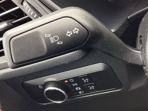 Used 2025 Ford Escape ST-Line image 28