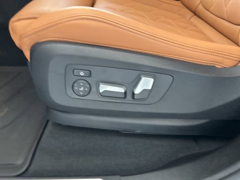 Used 2023 BMW X5 sDrive40i w/ M Sport Package image 48