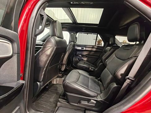Used 2023 Ford Explorer ST w/ Equipment Group 401A AWD/4WD image 34