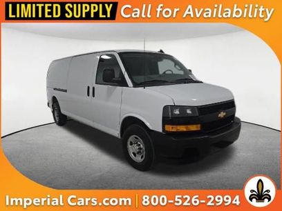 Used 2025 Chevrolet Express 3500 Extended w/ Driver Convenience Package