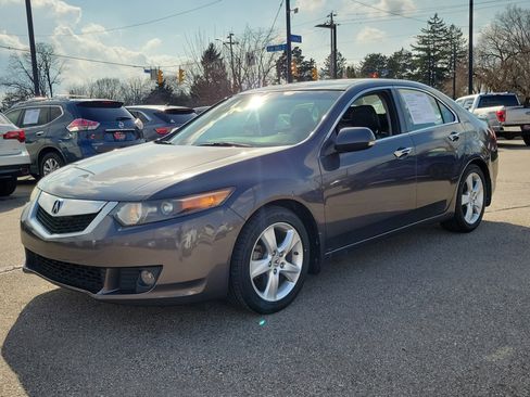 Used 2009 Acura TSX w/ Technology Package image 2