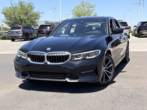 Used 2019 BMW 330i Sedan w/ Convenience Package RWD image 3