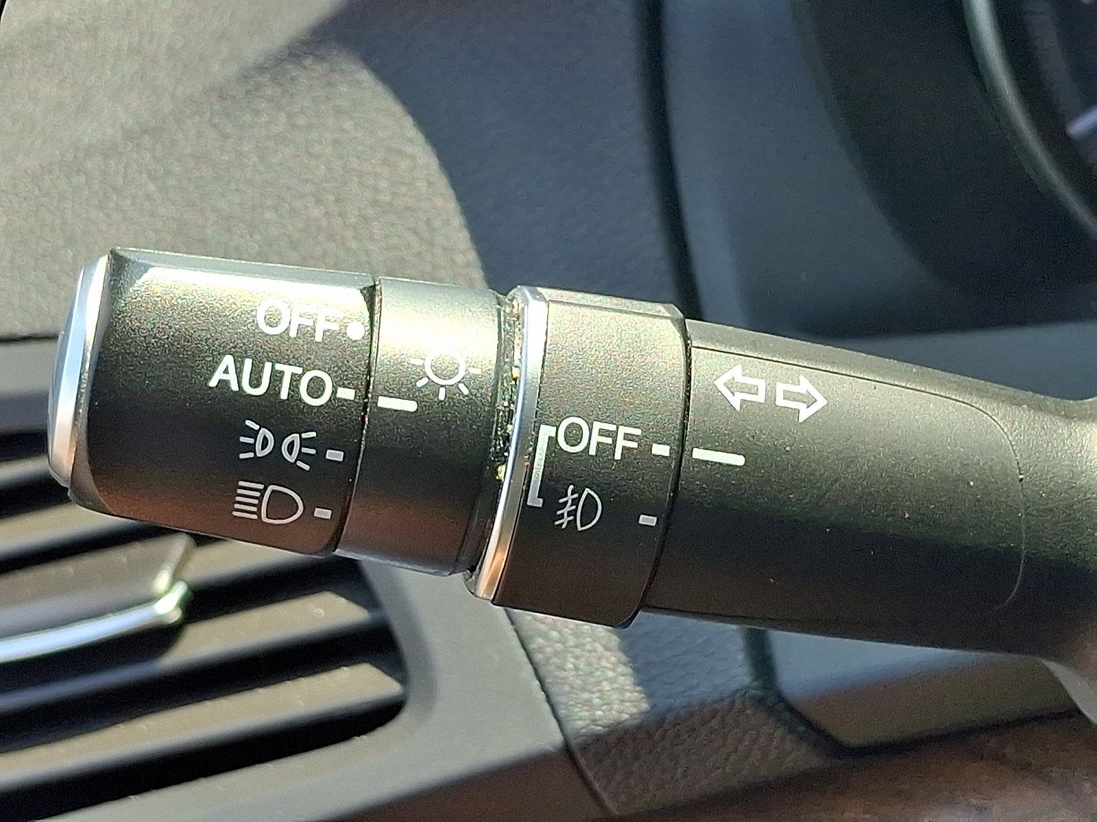 Used 2018 Acura MDX w/ Advance Package AWD/4WD image 26