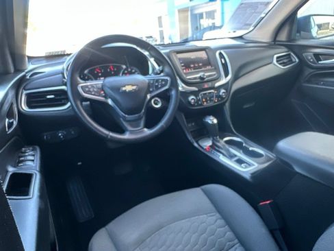 Used 2020 Chevrolet Equinox LT FWD image 14
