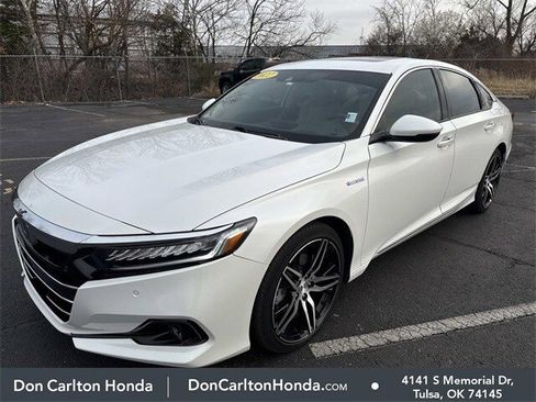Used 2022 Honda Accord Touring image 3