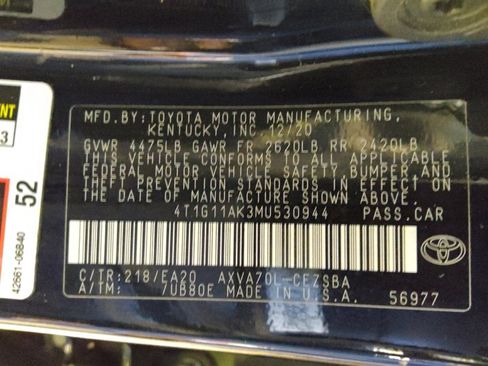 Used 2021 Toyota Camry SE w/ Carpet Mat Package (TMS) image 33