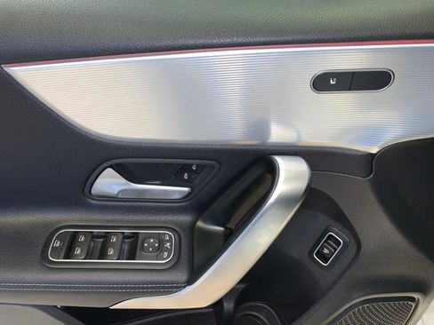 Used 2022 Mercedes-Benz A 220 4MATIC image 16