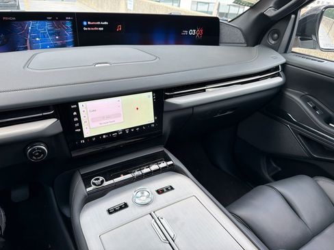 New 2026 Lincoln Navigator Reserve w/ Jet Appearance Package AWD/4WD image 28