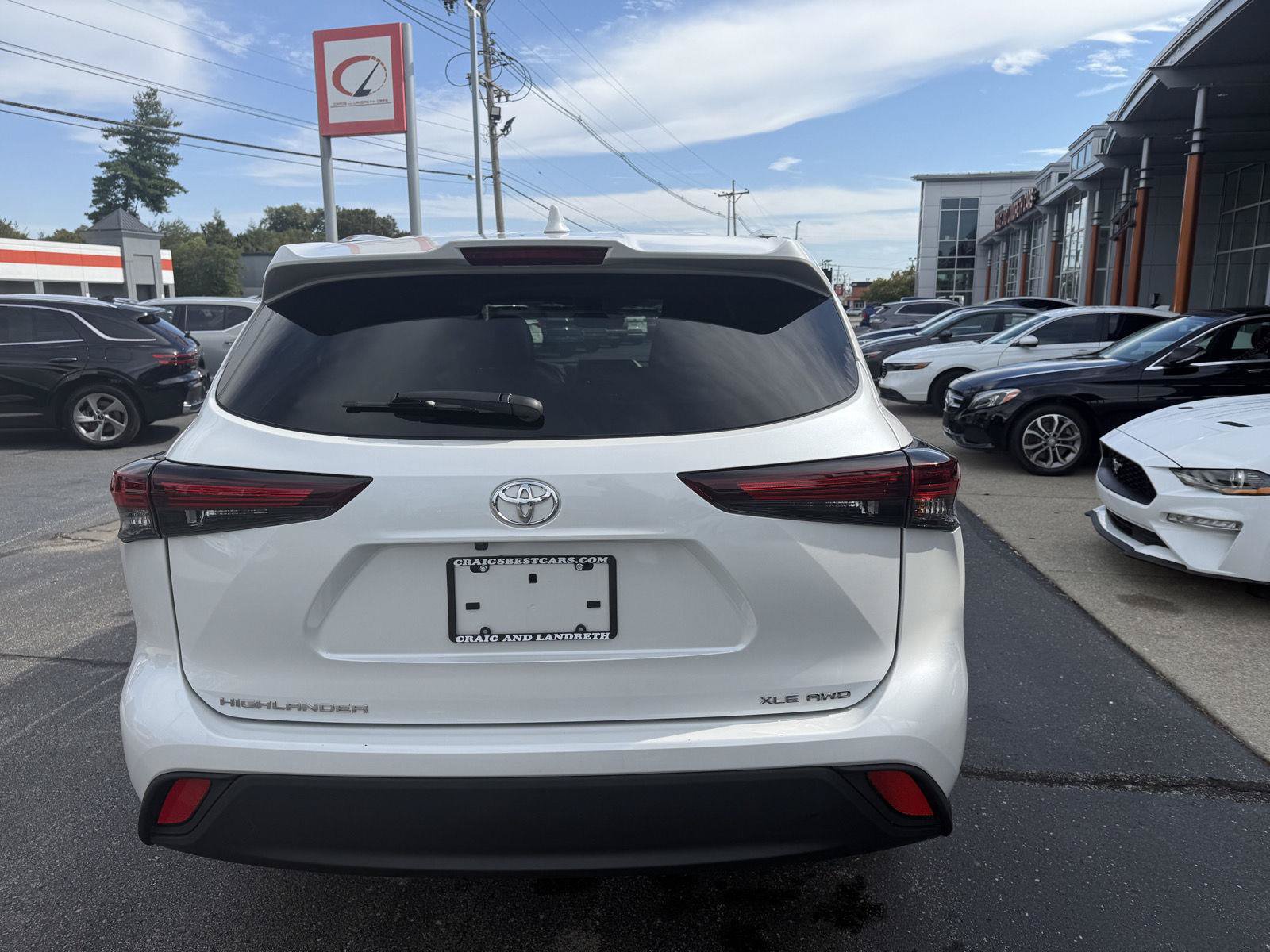 Used 2026 Toyota Highlander XLE AWD/4WD image 9