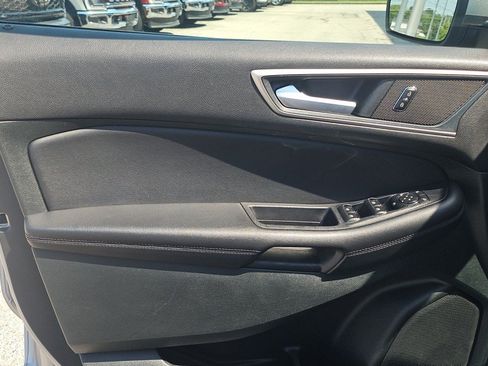 Used 2024 Ford Edge SEL AWD/4WD image 12