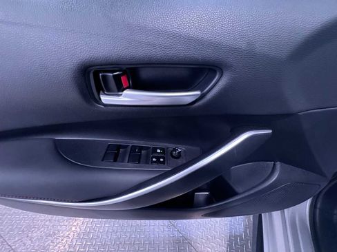 Used 2023 Toyota Corolla SE w/ SE Premium Package image 12