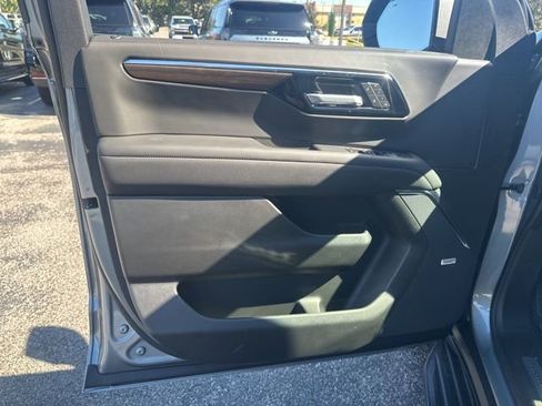 New 2026 Chevrolet Suburban High Country w/ Sun And Tow Package image 11