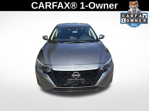 Used 2024 Nissan Sentra SV FWD image 2