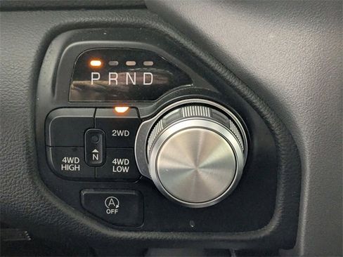 Used 2024 RAM 1500 Laramie image 25