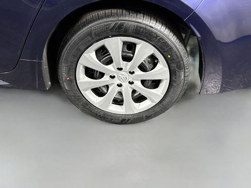 Used 2024 Toyota Corolla LE FWD image 36