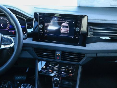 New 2026 Volkswagen Jetta SE image 19