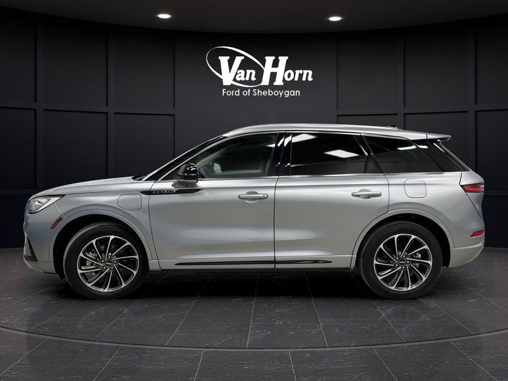Used 2024 Lincoln Corsair Grand Touring w/ Equipment Group 301A AWD/4WD image 13