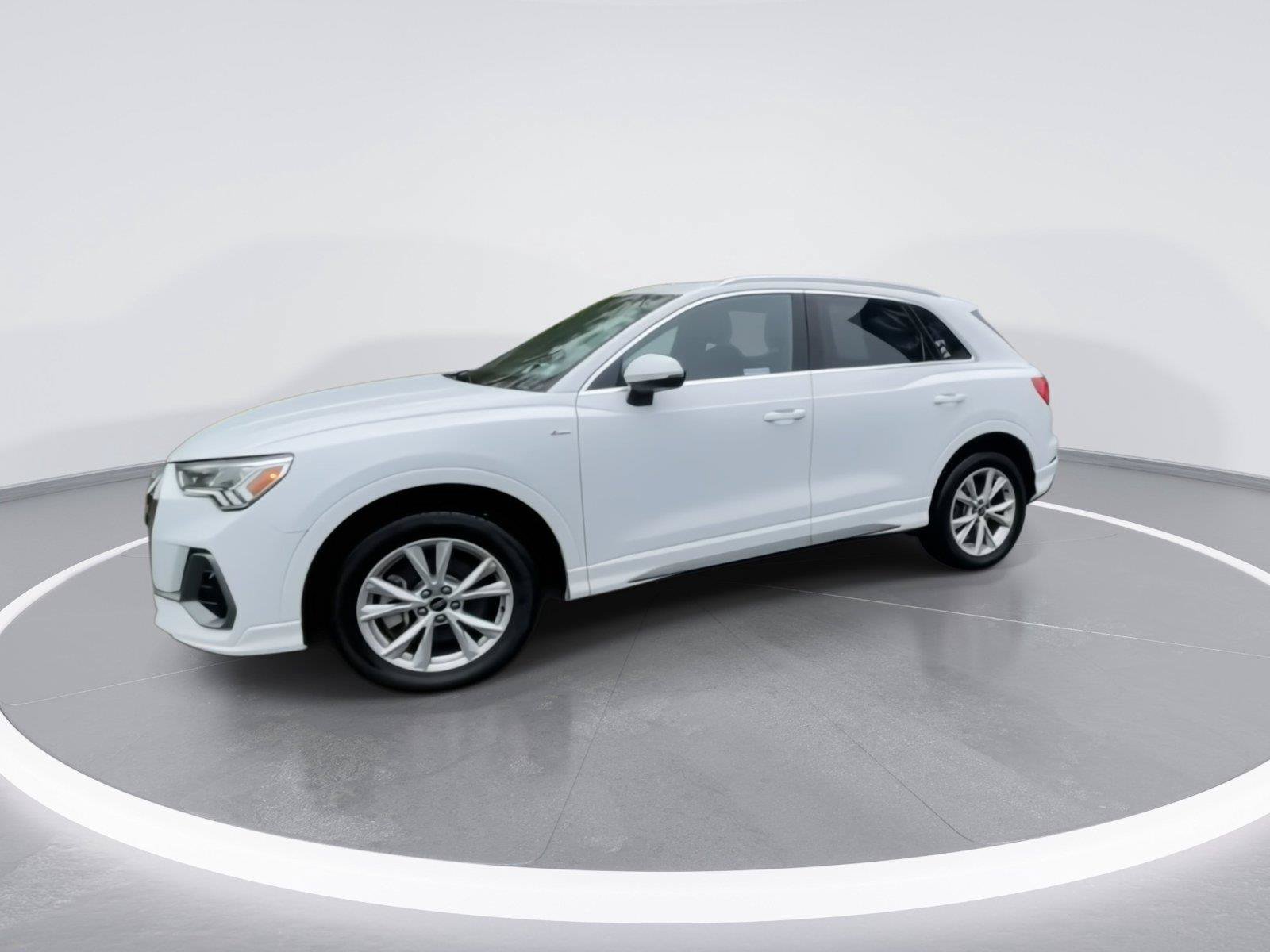 Used 2025 Audi Q3 2.0T Premium AWD/4WD image 5