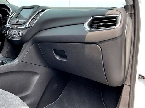 Used 2024 Chevrolet Equinox LT FWD image 13