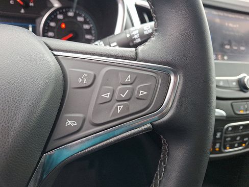 Used 2024 Chevrolet Equinox LT w/ LPO, Floor Liner Package FWD image 20