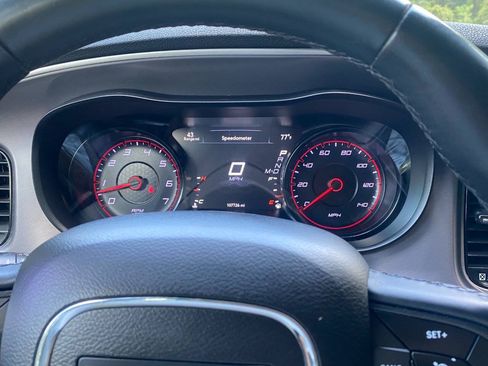 Used 2019 Dodge Charger SXT w/ Blacktop Package RWD image 23