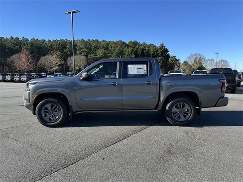 New 2026 Nissan Frontier SV image 5