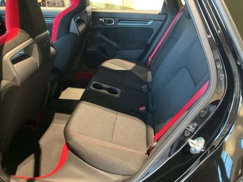 Used 2023 Honda Civic Type R image 19