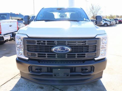 New 2026 Ford F250 XL w/ XL Driver Assist Package AWD/4WD image 8