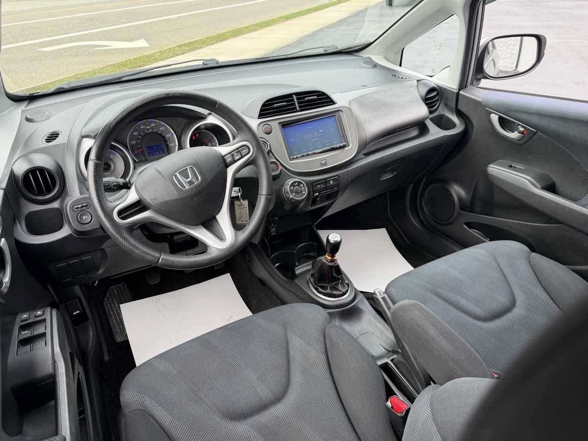 Used 2009 Honda Fit Sport image 12