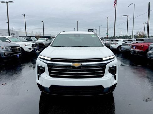 New 2025 Chevrolet Traverse LT w/ Driver Confidence Package image 74