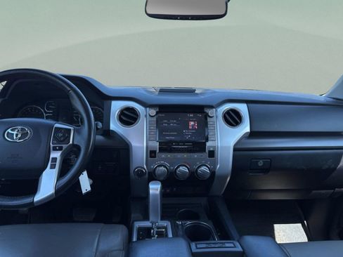 Used 2021 Toyota Tundra SR5 w/ SR5 Leather Package image 27