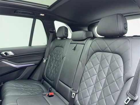 Used 2023 BMW X5 sDrive40i w/ Premium Package image 42