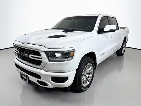Used 2023 RAM 1500 Laramie AWD/4WD image 3