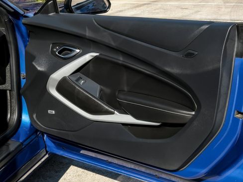 Used 2022 Chevrolet Camaro LT w/ RS Package image 46