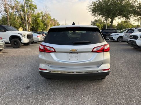 Used 2021 Chevrolet Equinox LT FWD image 4