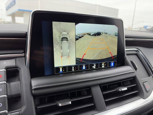 Used 2023 Chevrolet Tahoe LT w/ Luxury Package image 28