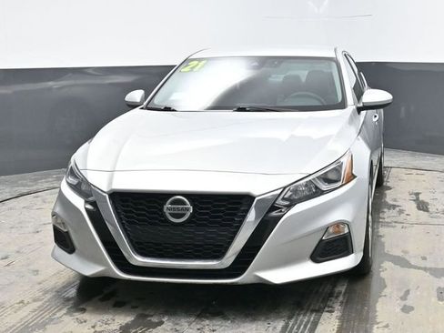 Used 2021 Nissan Altima 2.5 S image 2