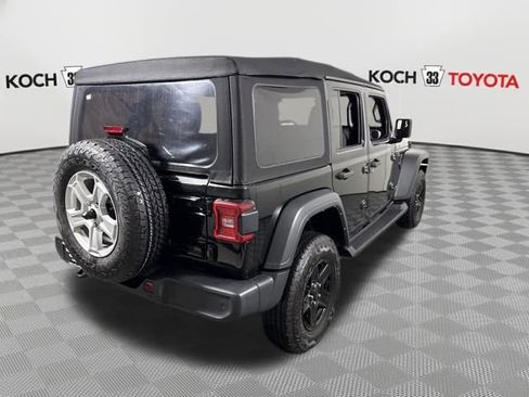 Used 2021 Jeep Wrangler Unlimited Sport image 8