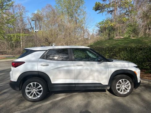 Certified 2024 Chevrolet TrailBlazer LS w/ LS Convenience Package image 23