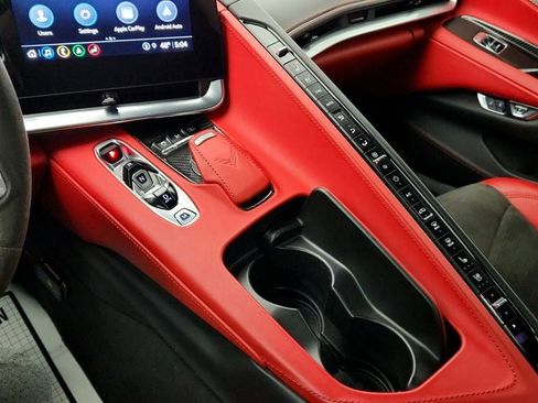 Used 2021 Chevrolet Corvette Stingray Premium Conv w/ Z51 Performance Package image 17