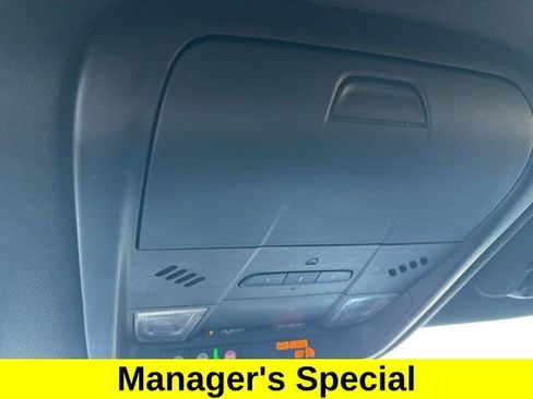 Used 2024 Buick Enclave Premium FWD image 28
