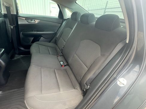 Used 2020 Kia Forte Sedan FWD image 16