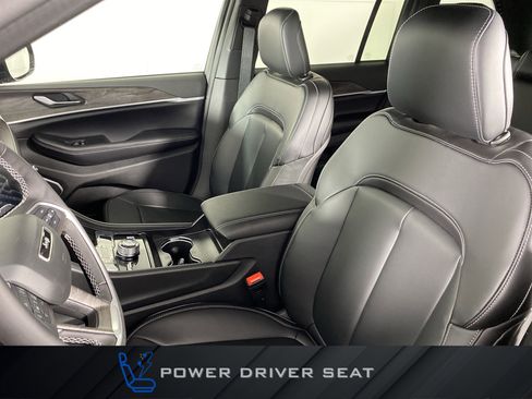 New 2026 Jeep Grand Cherokee Limited image 15