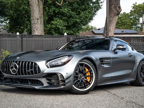 Used 2019 Mercedes-Benz AMG GT R image 1