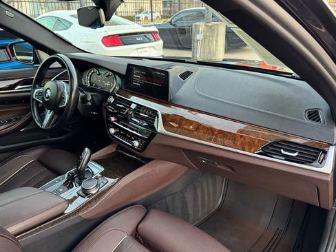 Used 2017 BMW 540i image 22