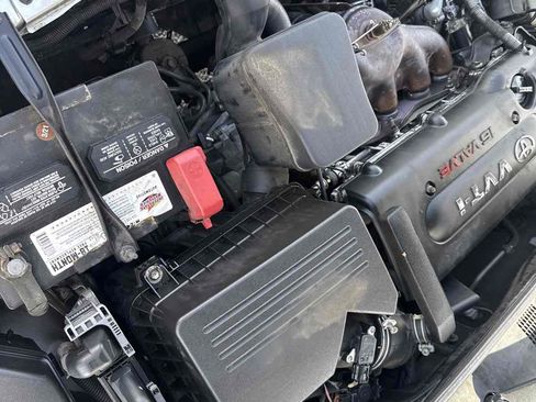Used 2009 Toyota Camry FWD image 31