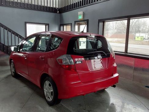 Used 2013 Honda Fit image 17