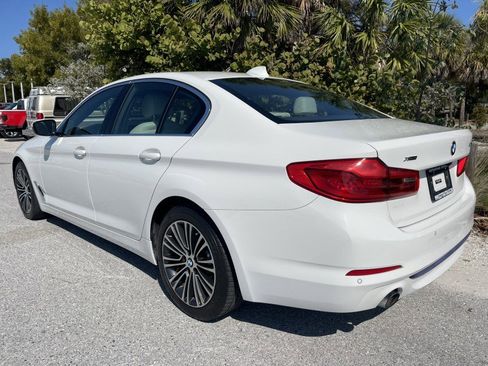 Used 2020 BMW 530i xDrive w/ Convenience Package image 5